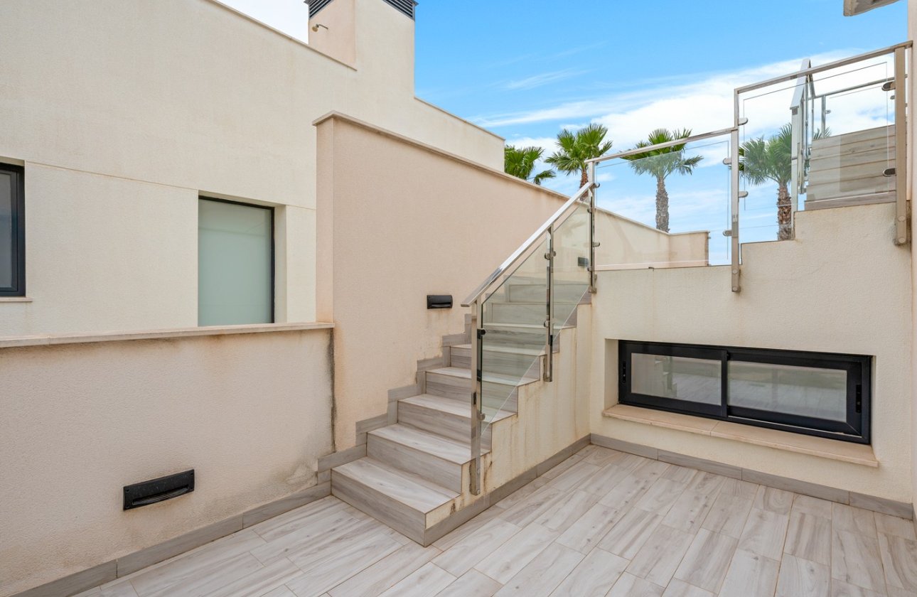 Herverkoop - Villa -
Orihuela Costa - Cabo Roig