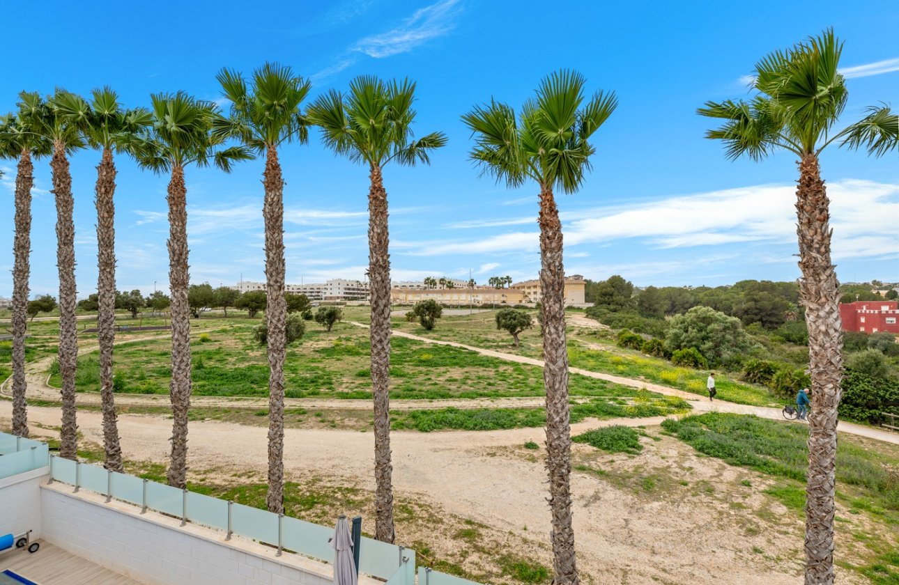 Herverkoop - Villa -
Orihuela Costa - Cabo Roig