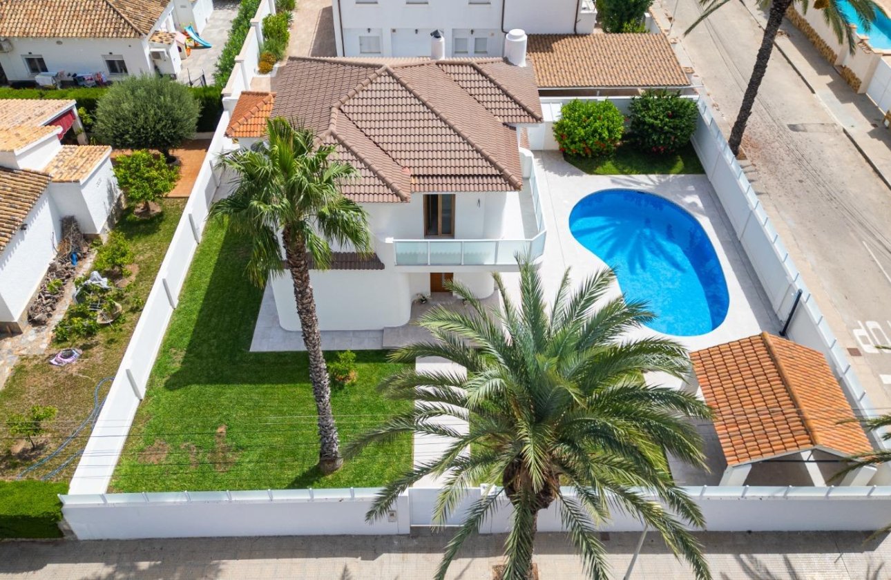 Herverkoop - Villa -
Orihuela Costa - Cabo Roig
