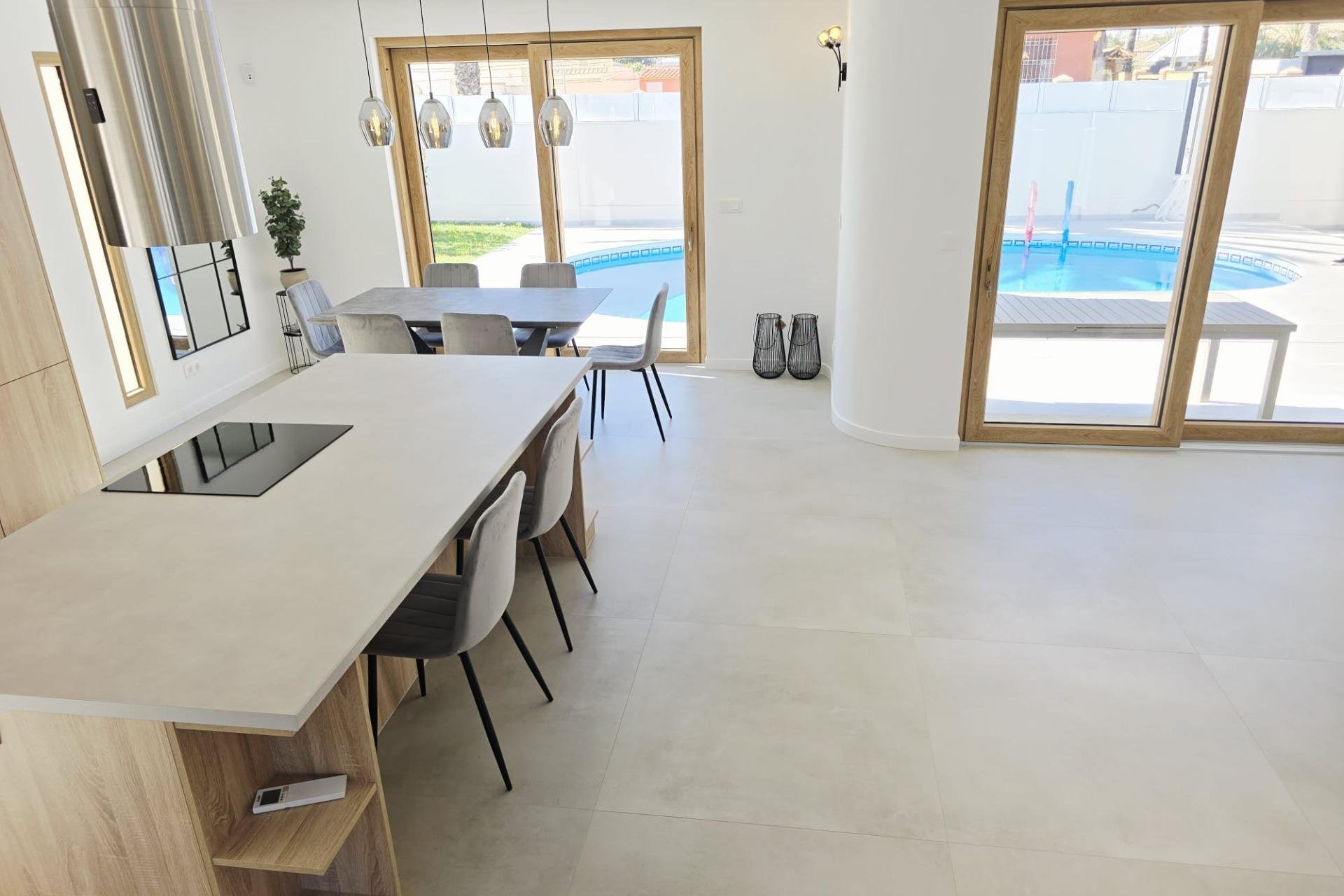 Herverkoop - Villa -
Orihuela Costa - Cabo Roig