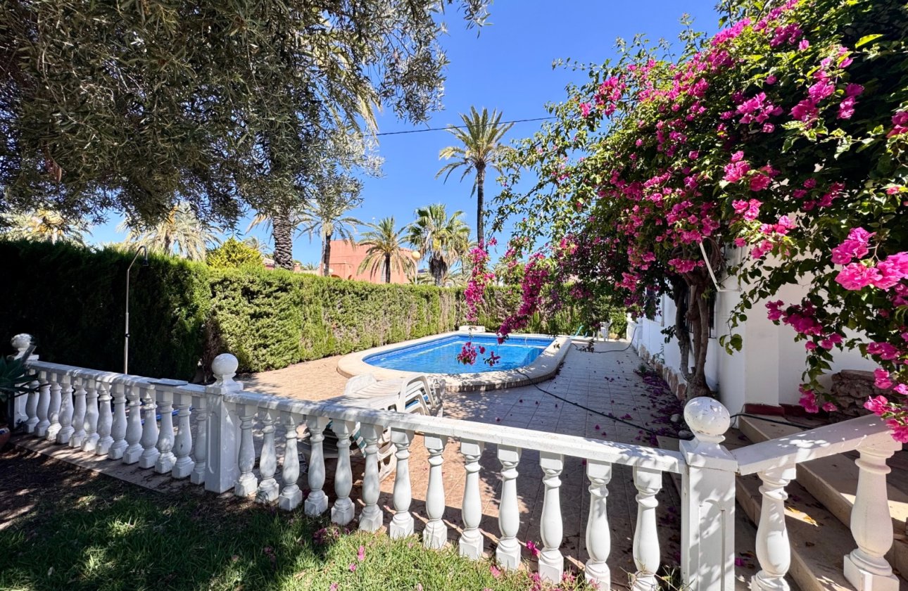 Herverkoop - Villa -
Orihuela Costa - Cabo Roig