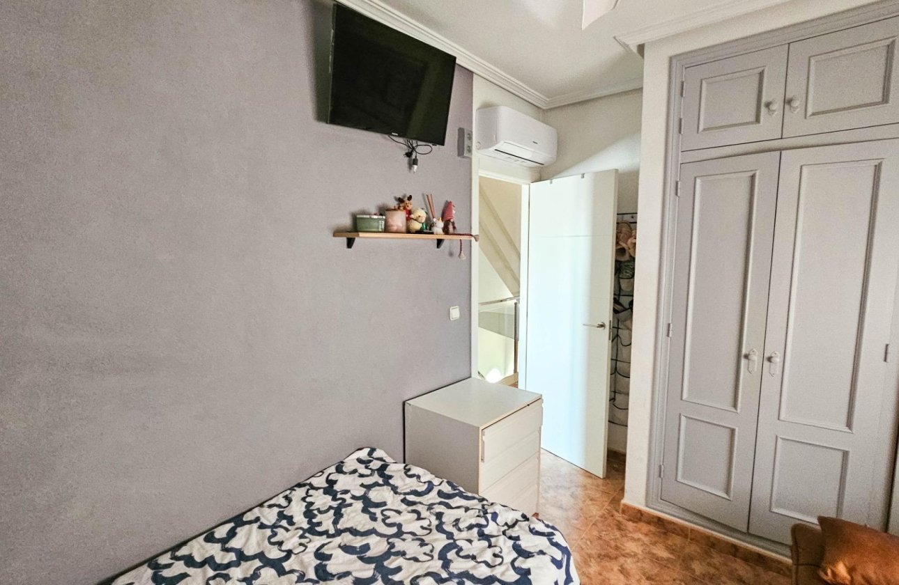 Herverkoop - Villa -
Orihuela Costa - Cabo Roig