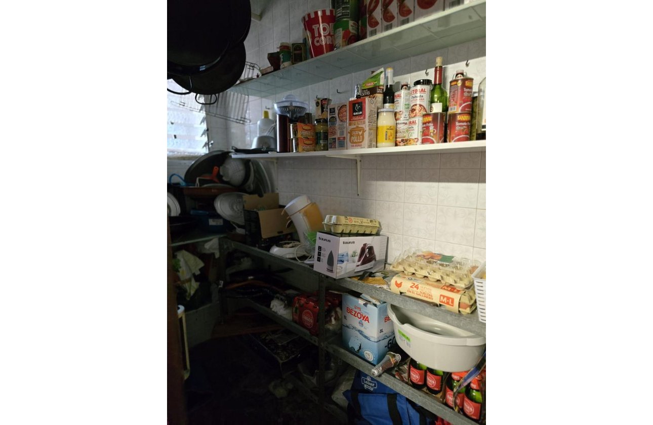 Herverkoop - Villa -
Orihuela Costa - Campoamor