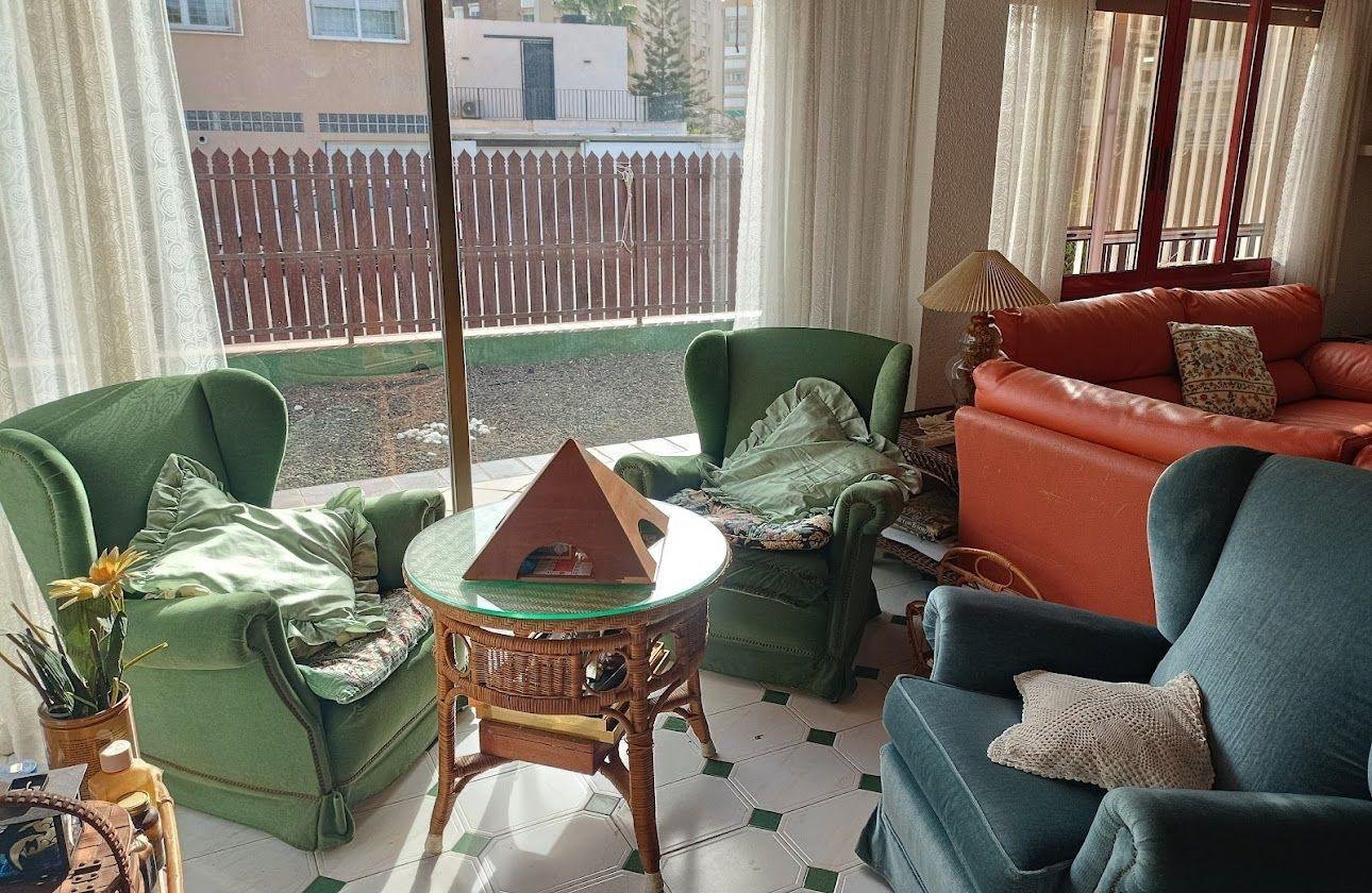 Herverkoop - Villa -
Orihuela Costa - Campoamor