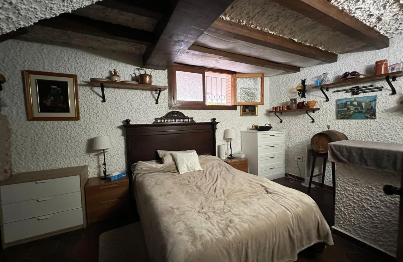 Herverkoop - Villa -
Orihuela Costa - Campoamor