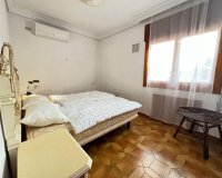 Herverkoop - Villa -
Orihuela Costa - Campoamor