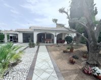 Herverkoop - Villa -
Orihuela Costa - Campoamor