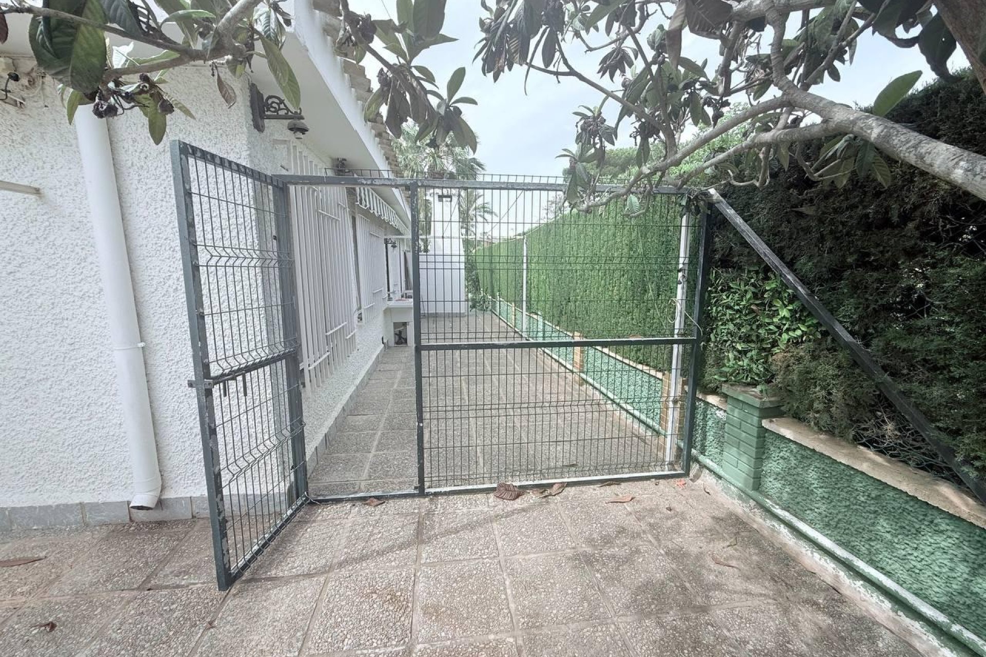 Herverkoop - Villa -
Orihuela Costa - Campoamor