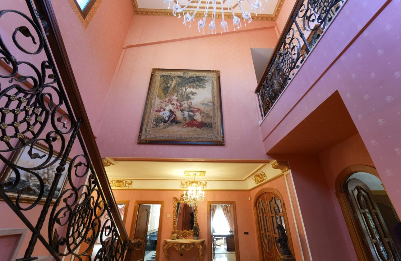 Herverkoop - Villa -
Orihuela Costa - Campoamor