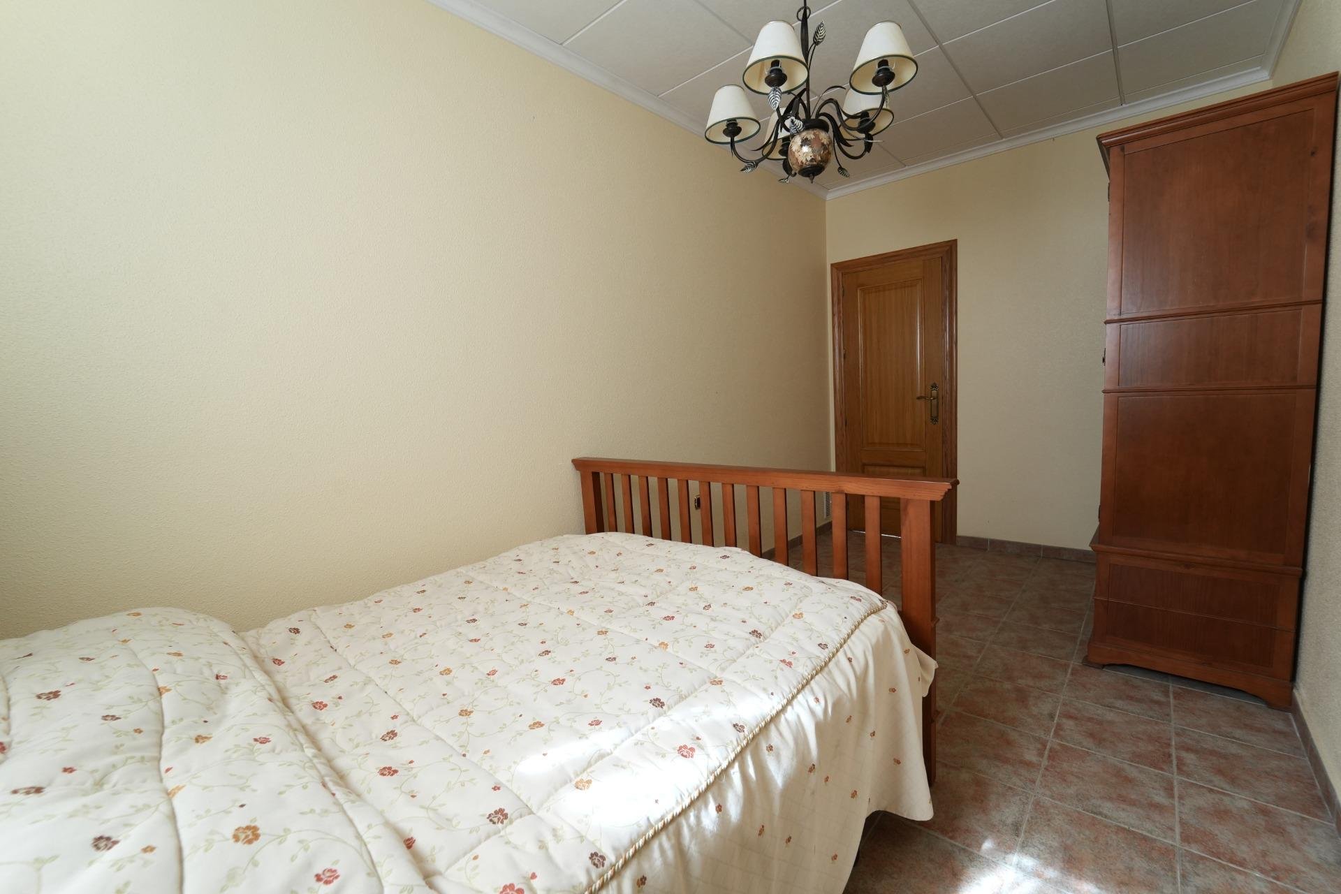 Herverkoop - Villa -
Orihuela Costa - Campoamor