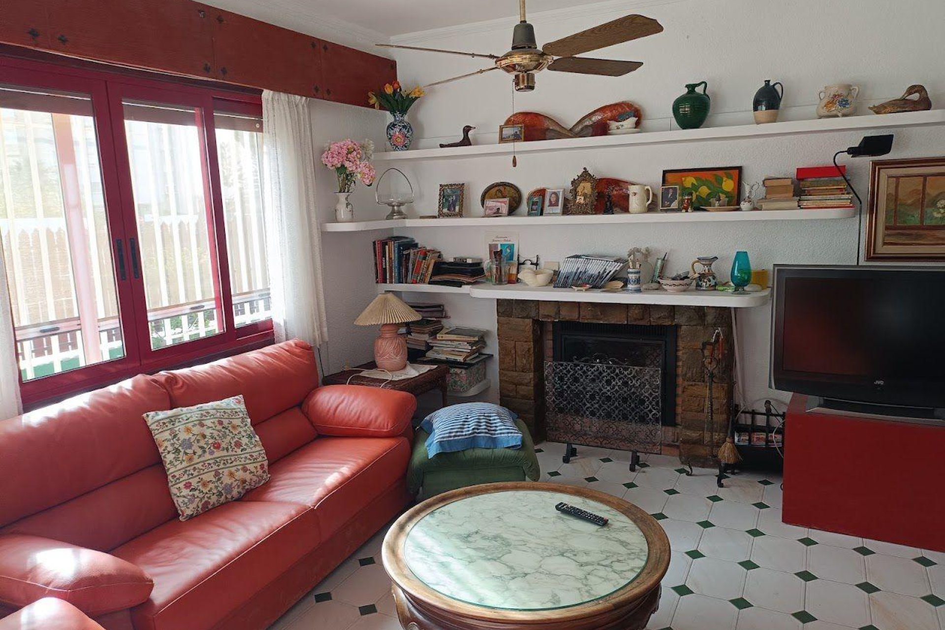 Herverkoop - Villa -
Orihuela Costa - Campoamor