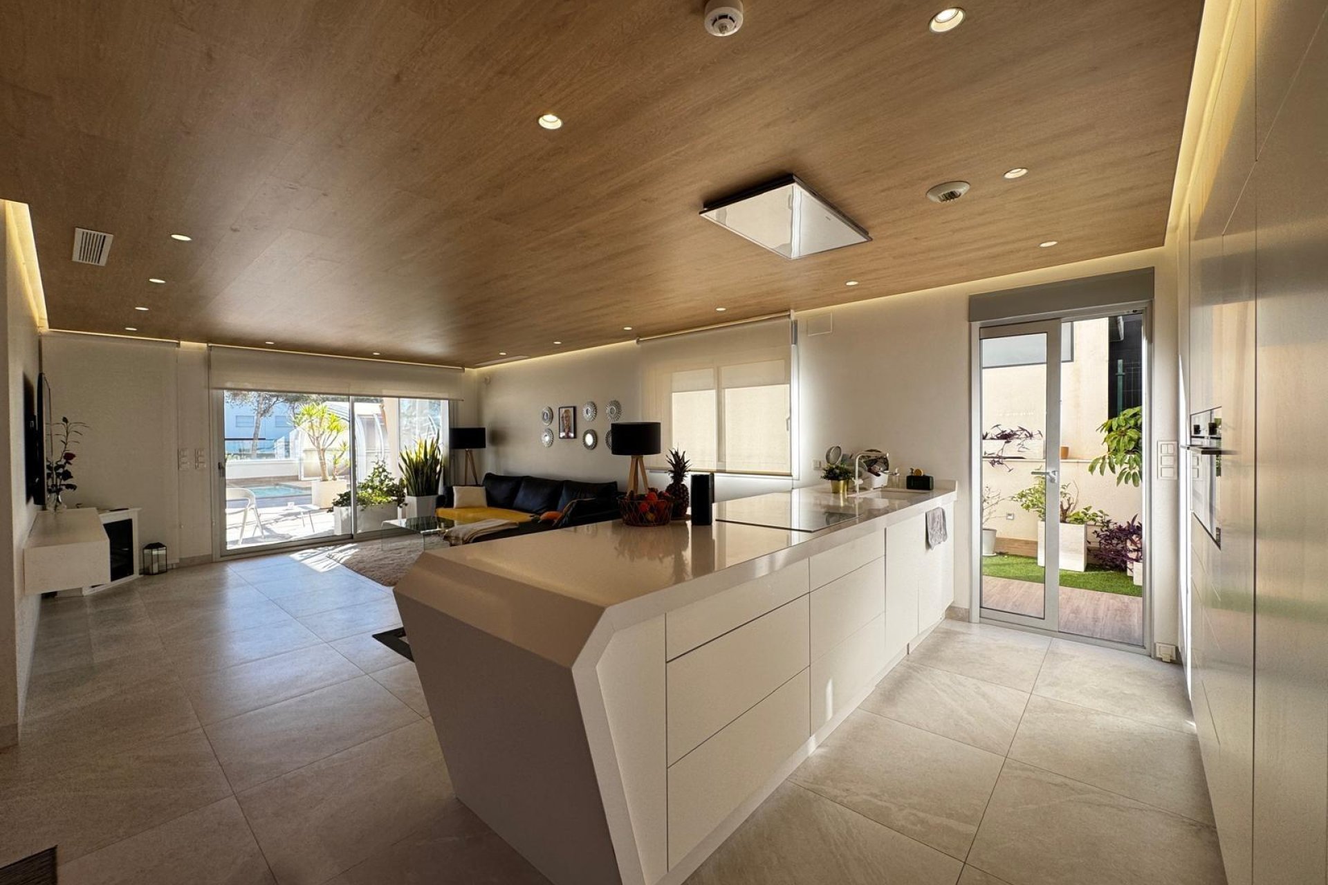 Herverkoop - Villa -
Orihuela Costa - Campoamor