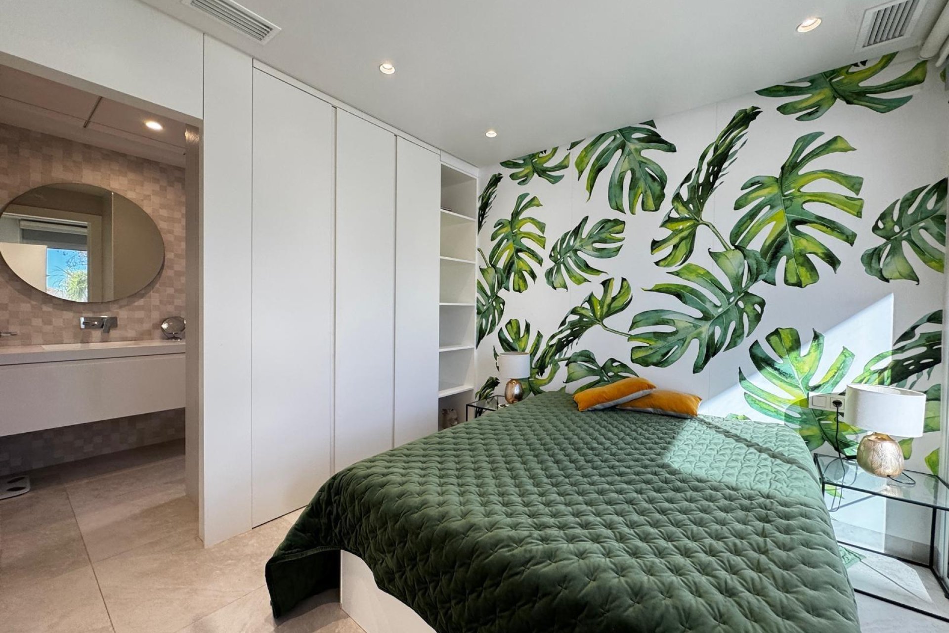 Herverkoop - Villa -
Orihuela Costa - Campoamor
