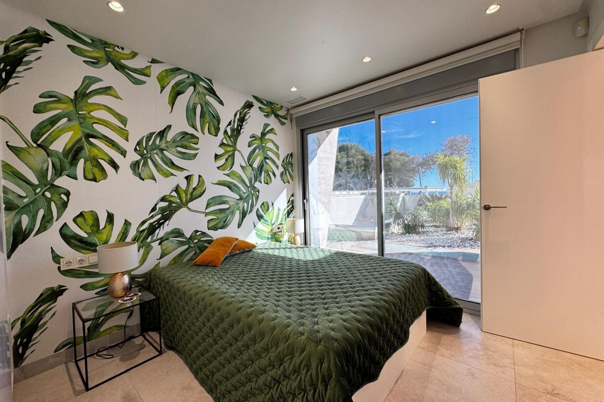 Herverkoop - Villa -
Orihuela Costa - Campoamor