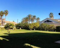 Herverkoop - Villa -
Orihuela Costa - Costa Blanca