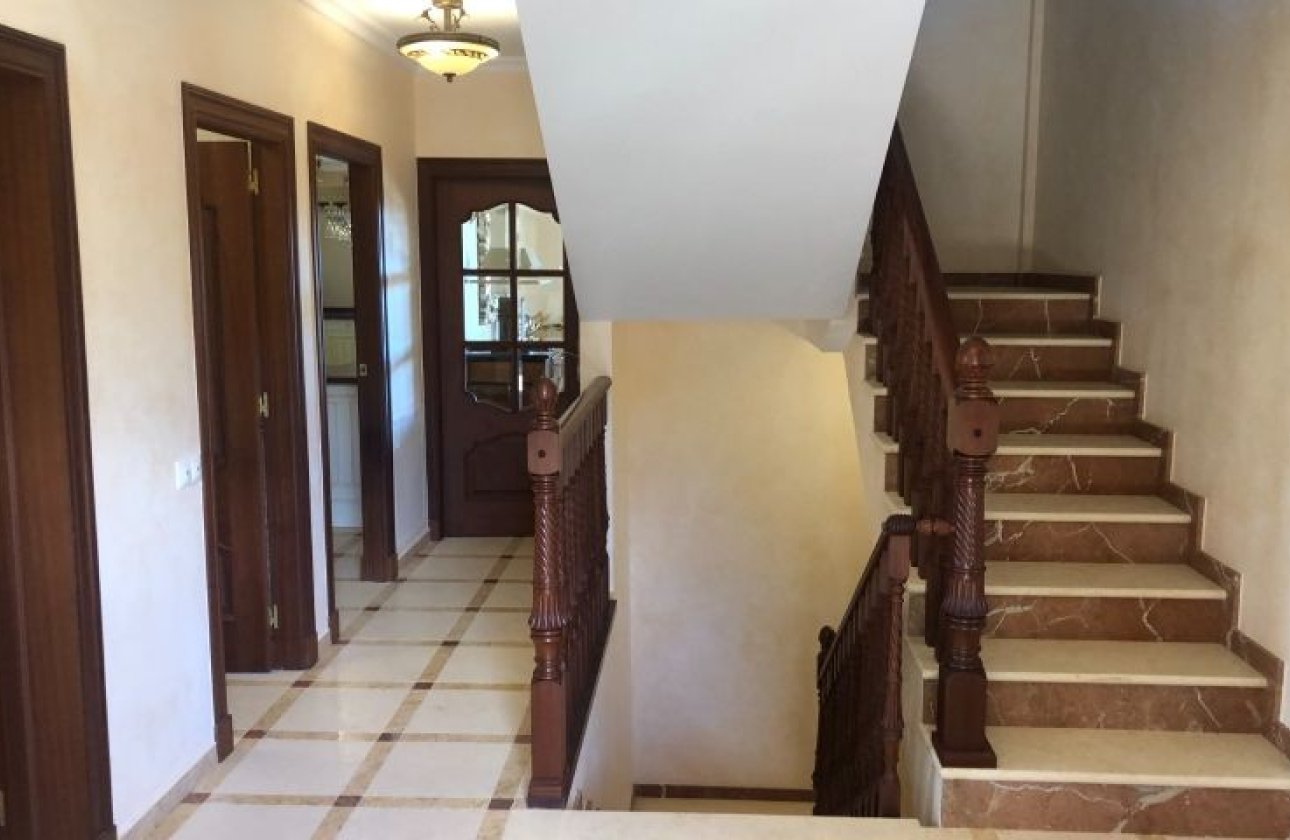 Herverkoop - Villa -
Orihuela Costa - Costa Blanca