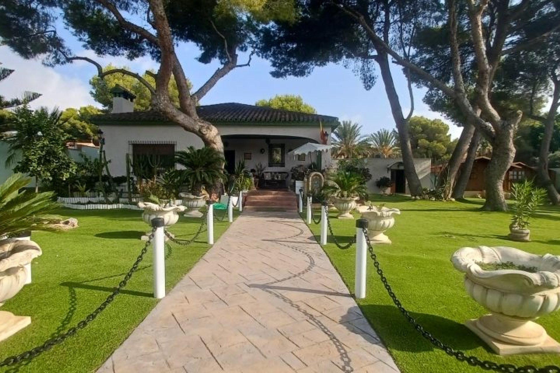 Herverkoop - Villa -
Orihuela Costa - Costa Blanca