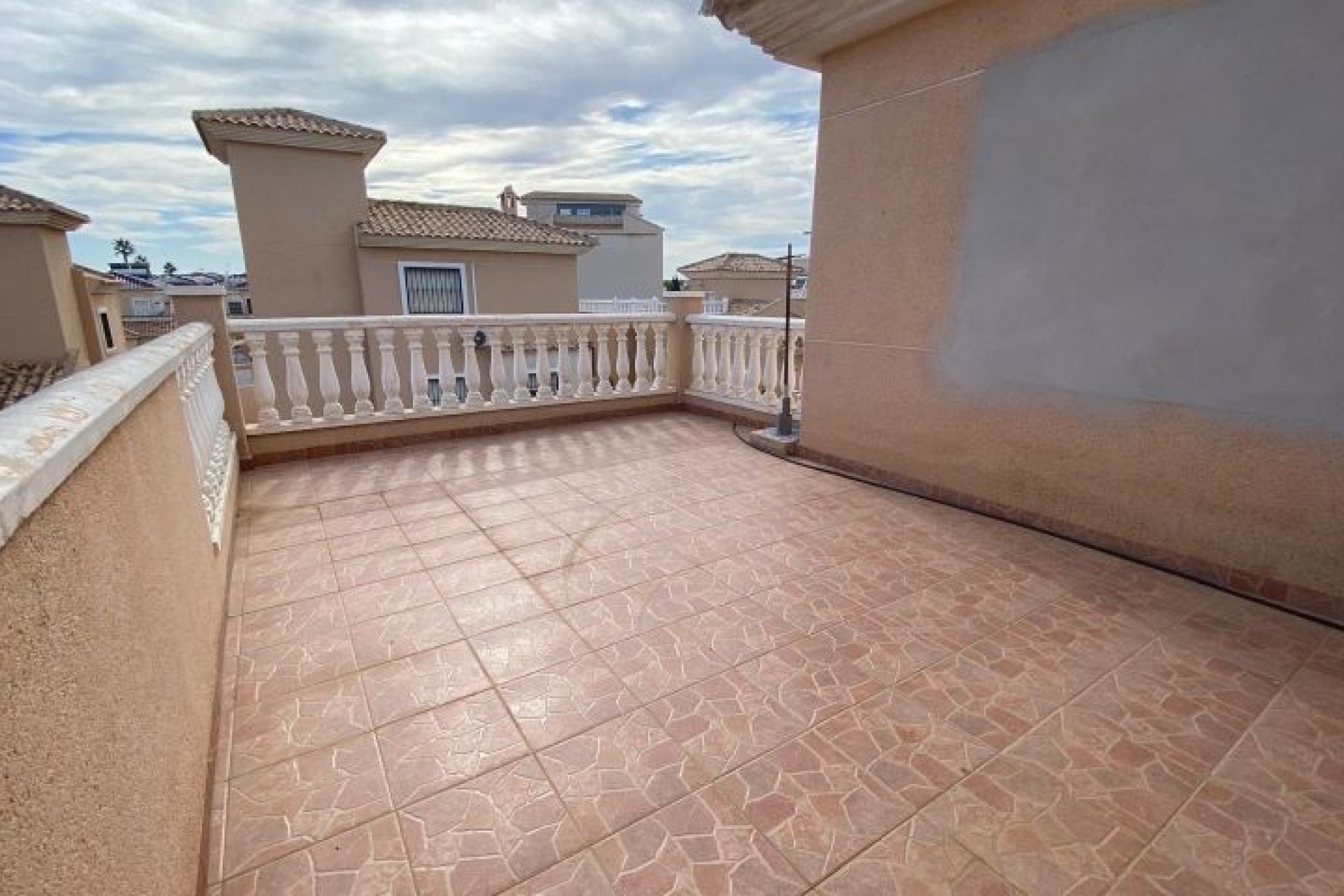 Herverkoop - Villa -
Orihuela Costa - Costa Blanca