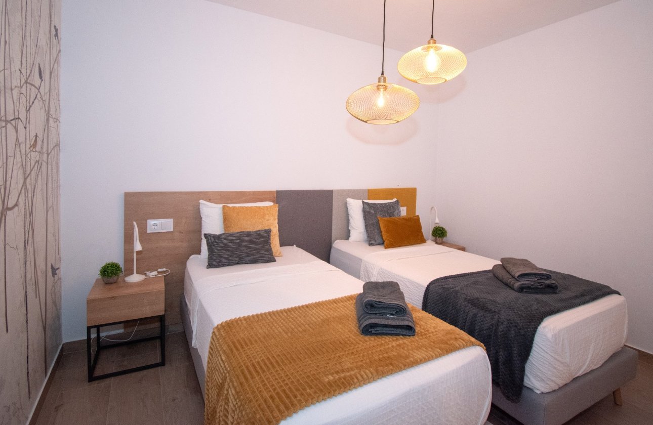 Herverkoop - Villa -
Orihuela Costa - Costa Blanca