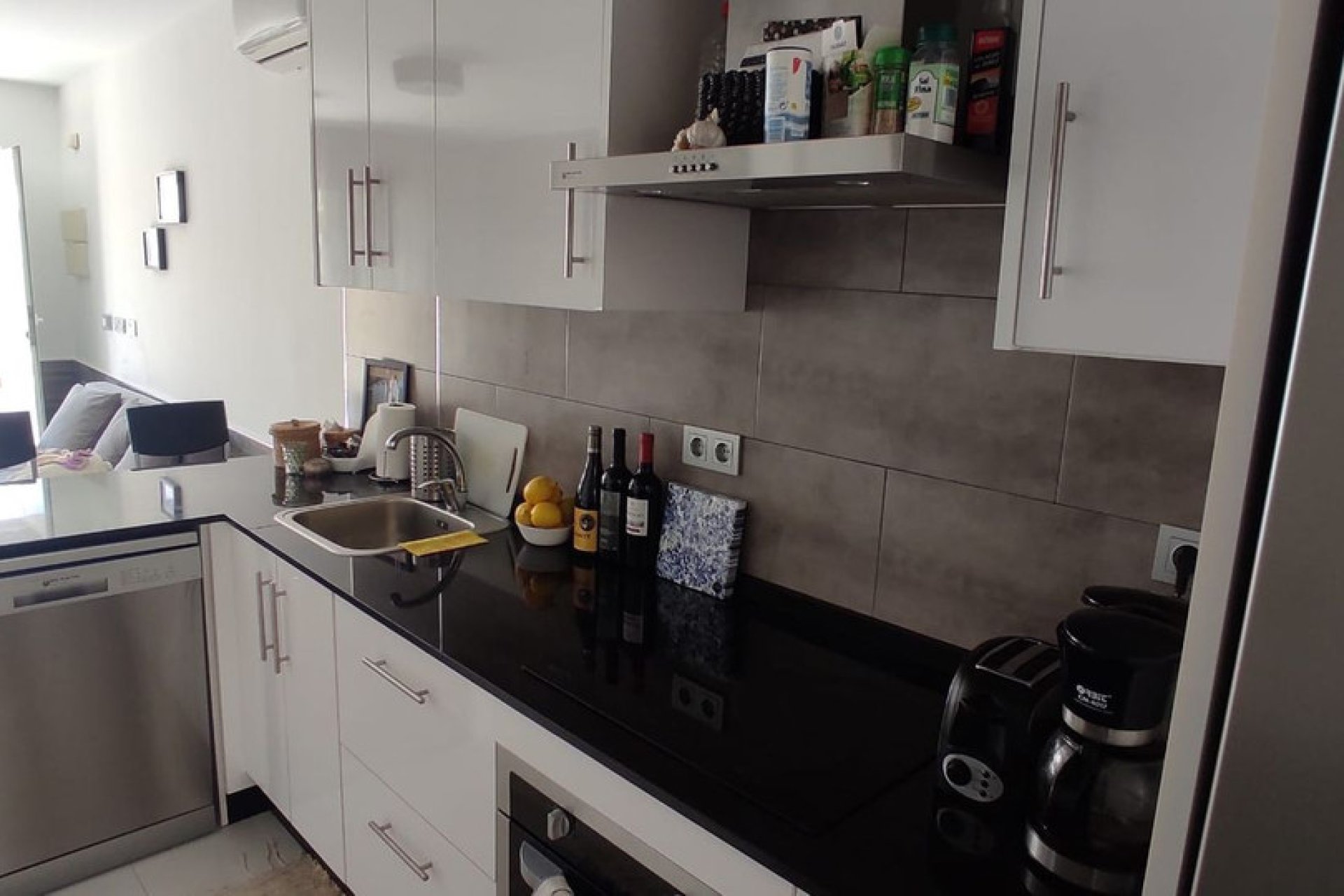 Herverkoop - Villa -
Orihuela Costa - Costa Blanca