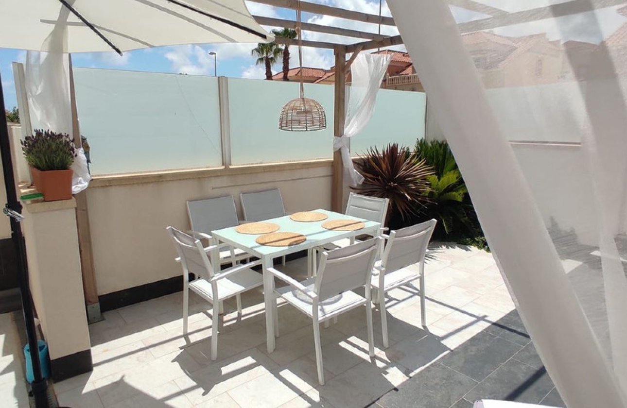 Herverkoop - Villa -
Orihuela Costa - Costa Blanca