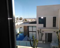 Herverkoop - Villa -
Orihuela Costa - Costa Blanca