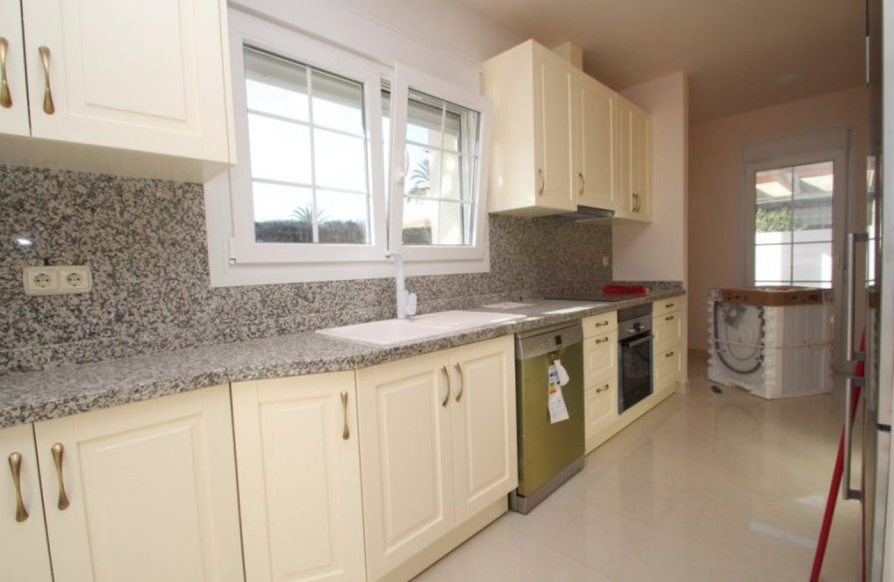 Herverkoop - Villa -
Orihuela Costa - Costa Blanca