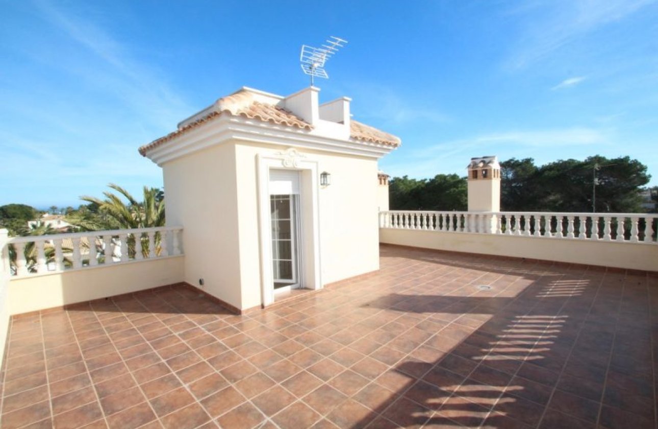 Herverkoop - Villa -
Orihuela Costa - Costa Blanca