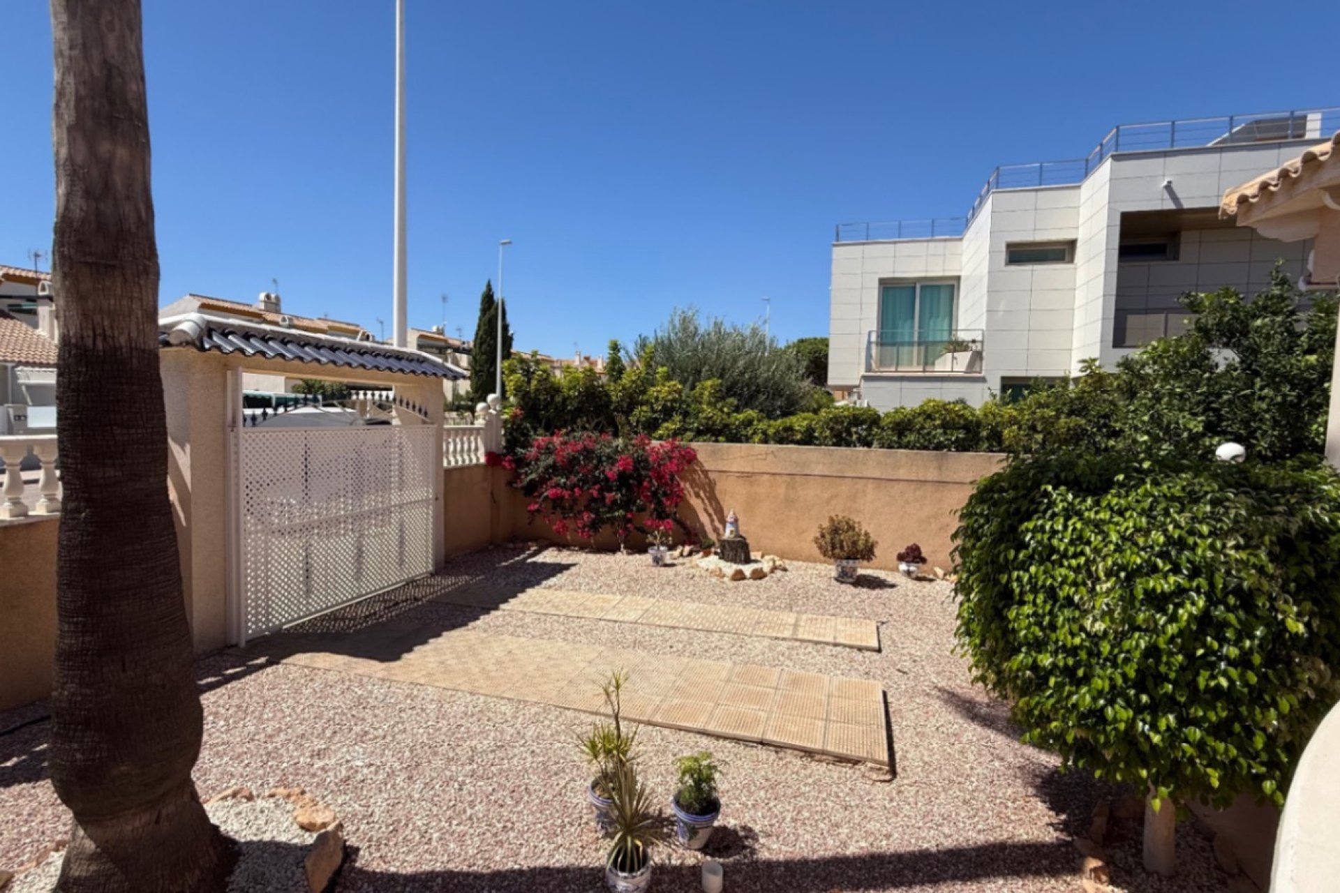 Herverkoop - Villa -
Orihuela Costa - Costa Blanca