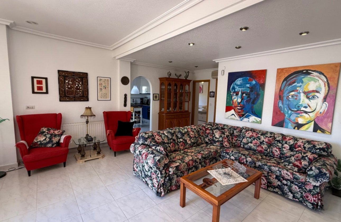 Herverkoop - Villa -
Orihuela Costa - Costa Blanca