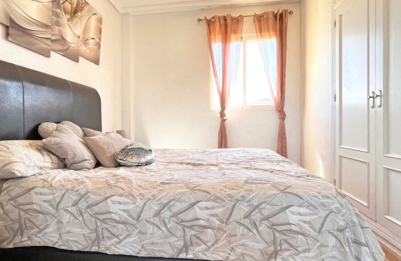 Herverkoop - Villa -
Orihuela Costa - Costa Blanca