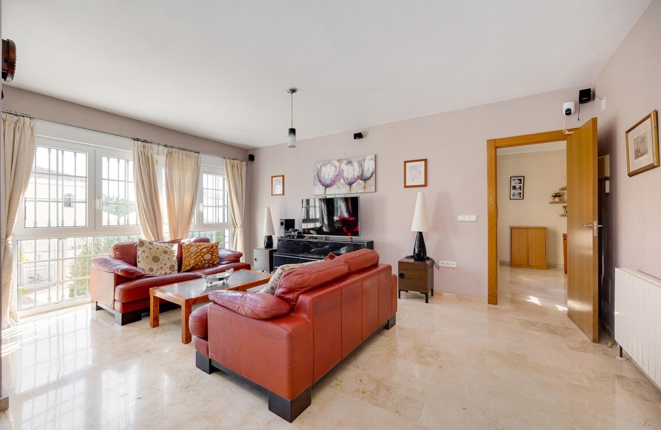 Herverkoop - Villa -
Orihuela Costa - Costa Blanca