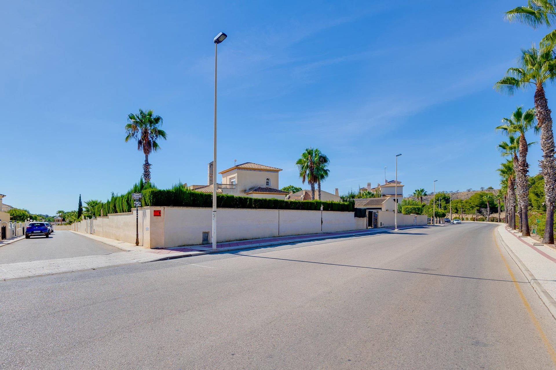 Herverkoop - Villa -
Orihuela Costa - Costa Blanca