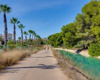 Herverkoop - Villa -
Orihuela Costa - Costa Blanca