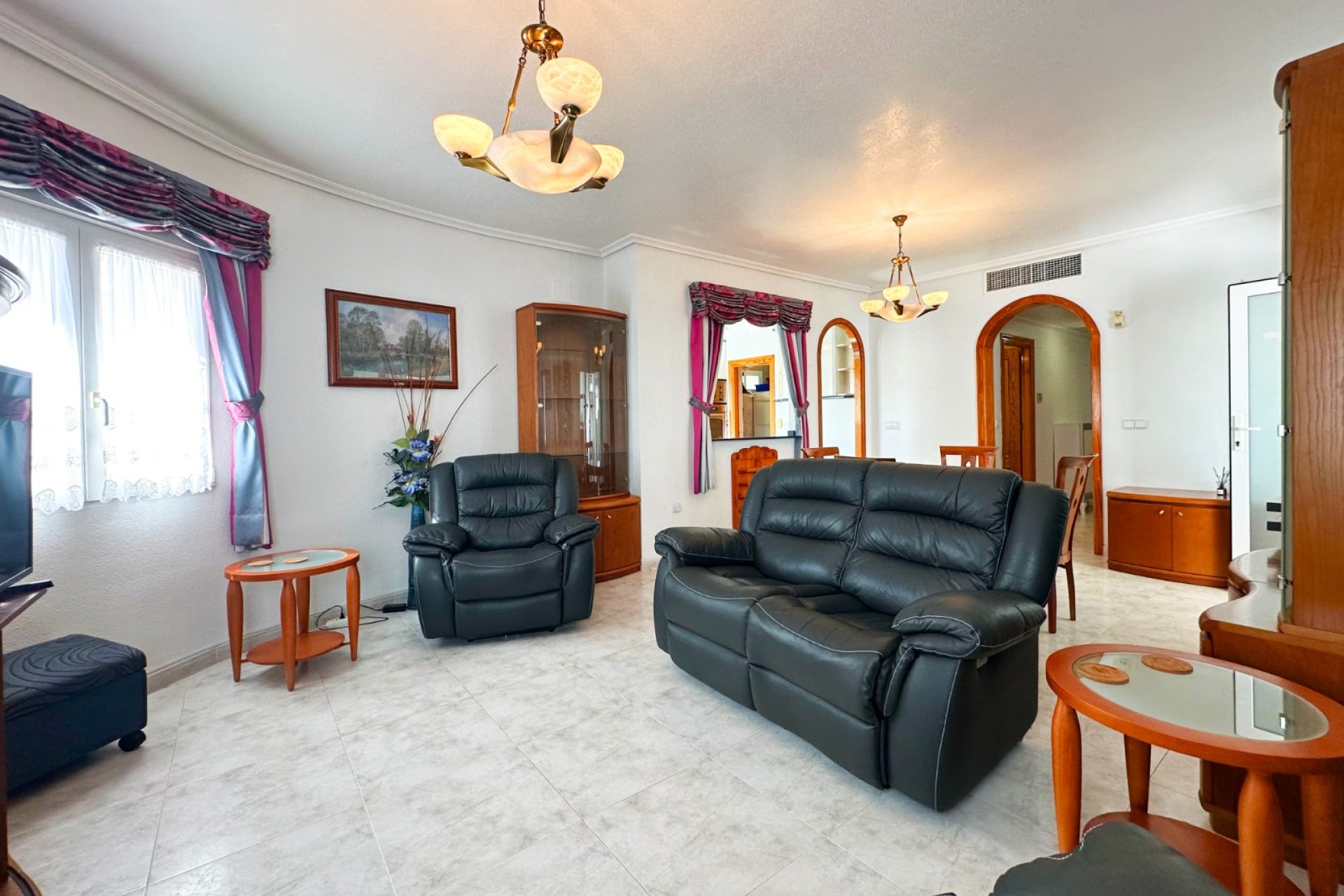 Herverkoop - Villa -
Orihuela Costa - Costa Blanca