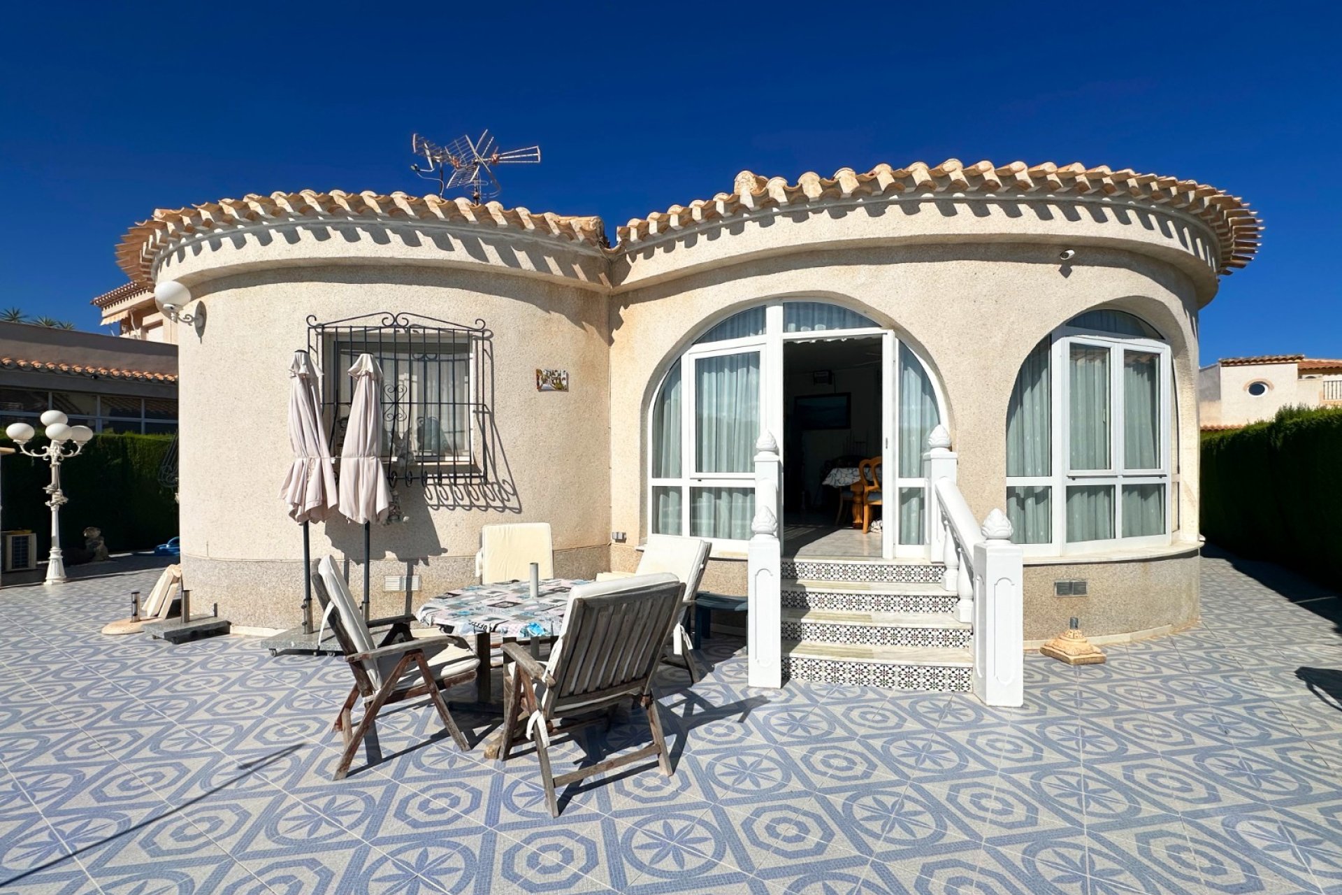 Herverkoop - Villa -
Orihuela Costa - Costa Blanca