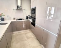 Herverkoop - Villa -
Orihuela Costa - Costa Blanca