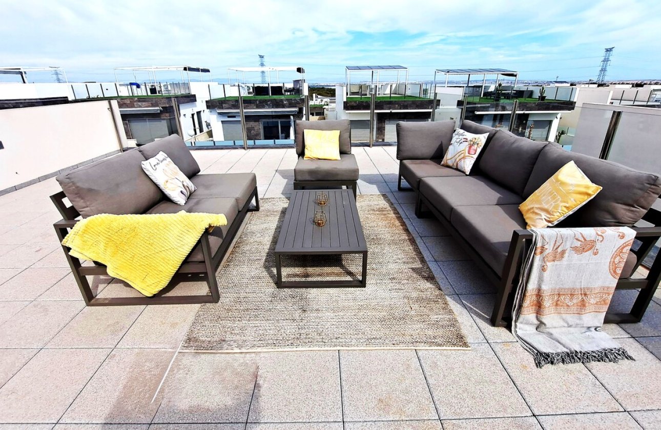 Herverkoop - Villa -
Orihuela Costa - Costa Blanca