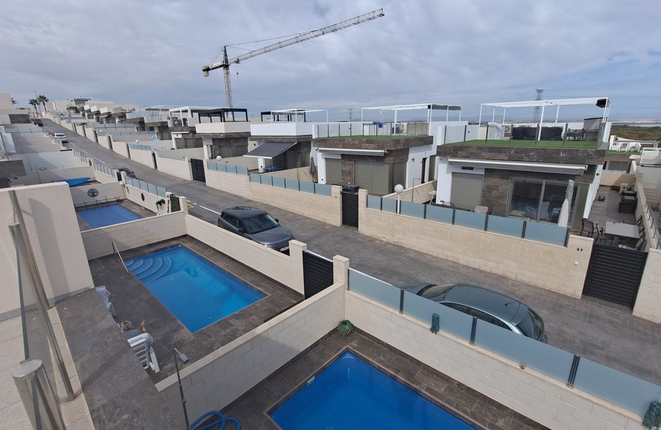 Herverkoop - Villa -
Orihuela Costa - Costa Blanca