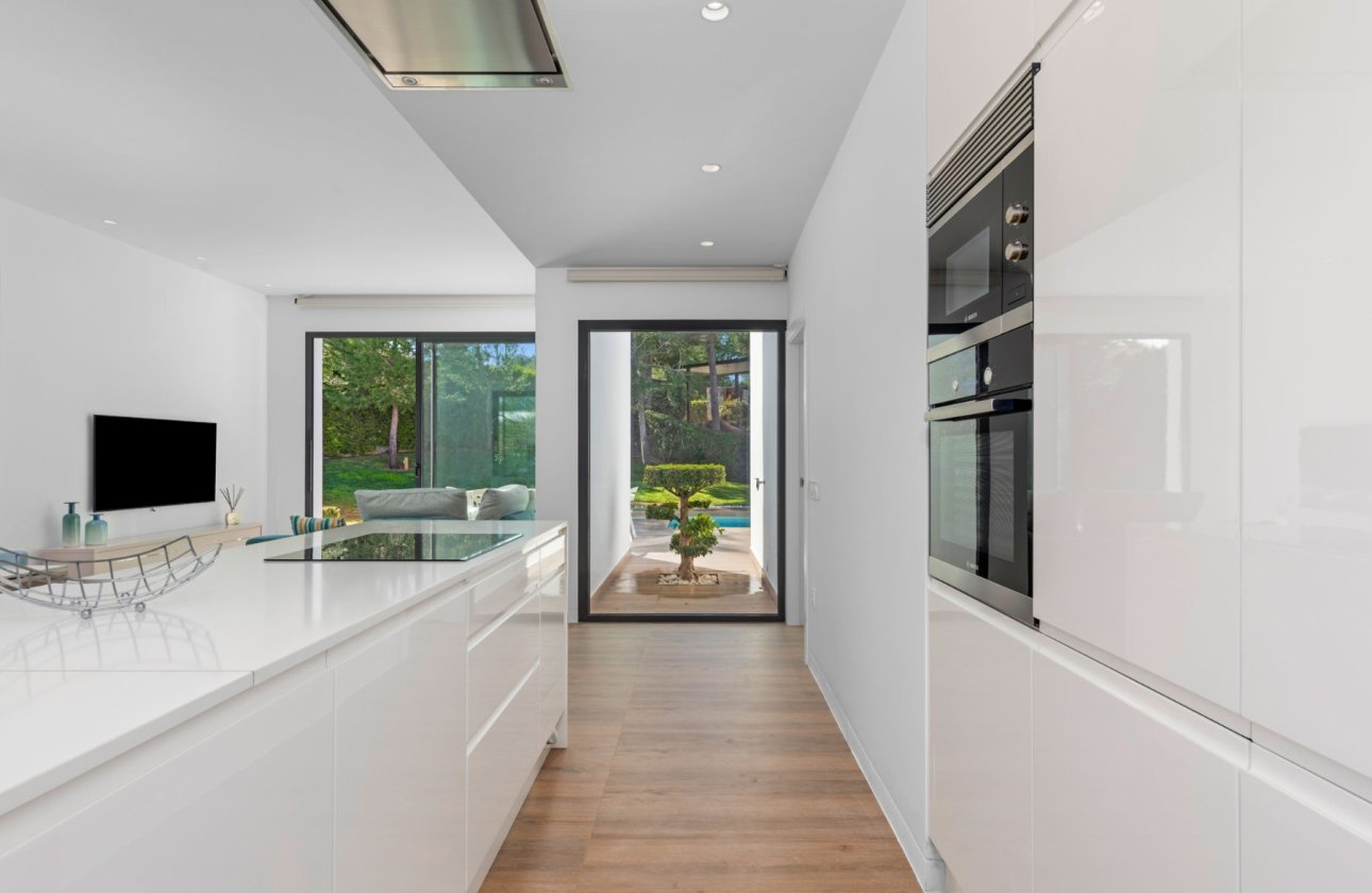 Herverkoop - Villa -
Orihuela Costa - Costa Blanca