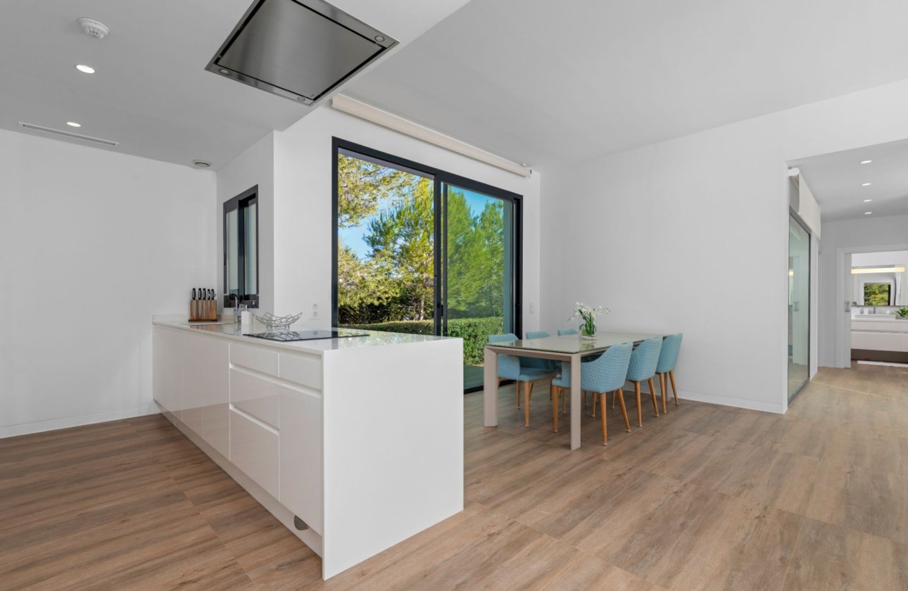 Herverkoop - Villa -
Orihuela Costa - Costa Blanca