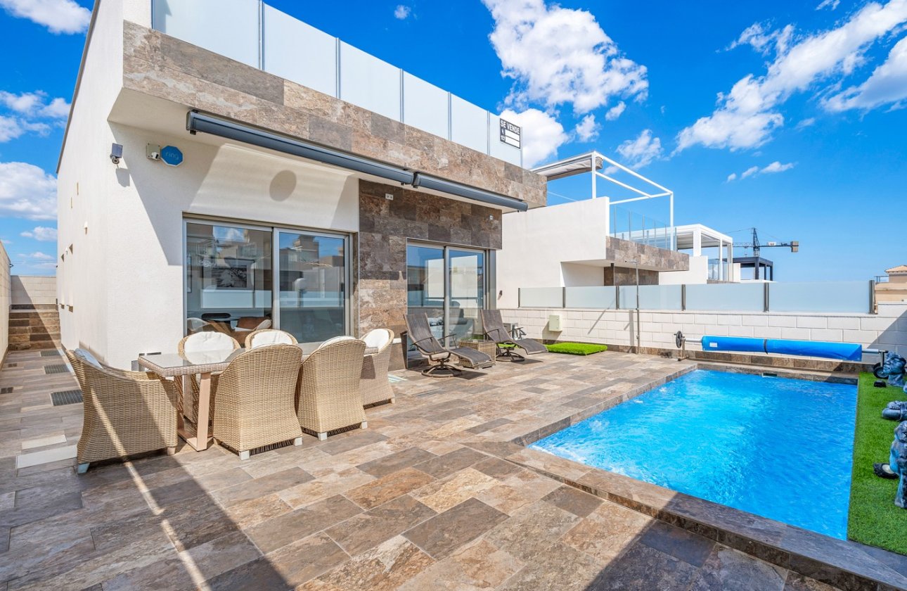 Herverkoop - Villa -
Orihuela Costa - Costa Blanca