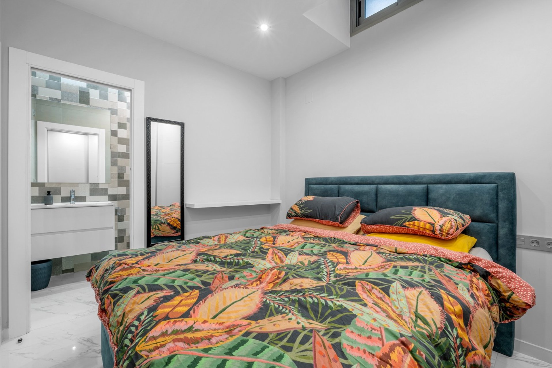 Herverkoop - Villa -
Orihuela Costa - Costa Blanca