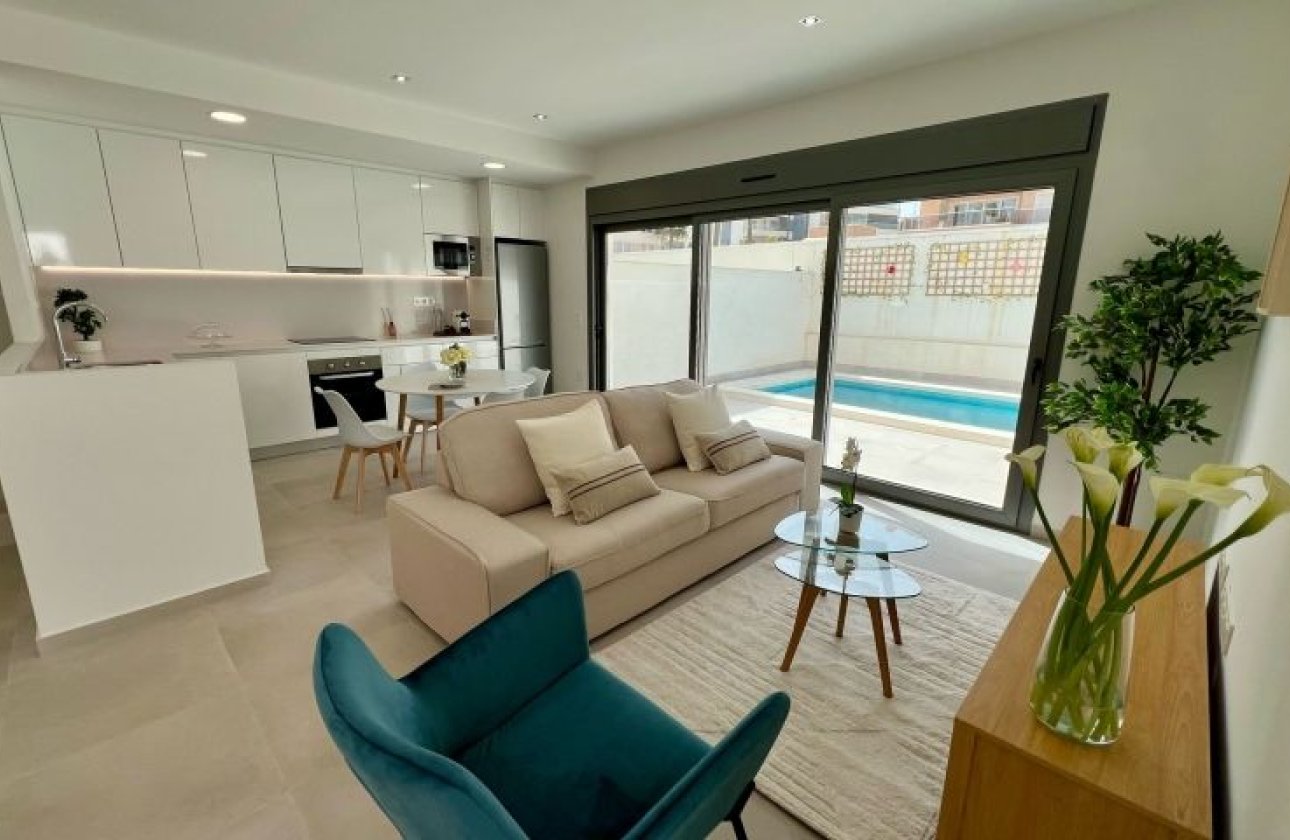 Herverkoop - Villa -
Orihuela Costa - Costa Blanca