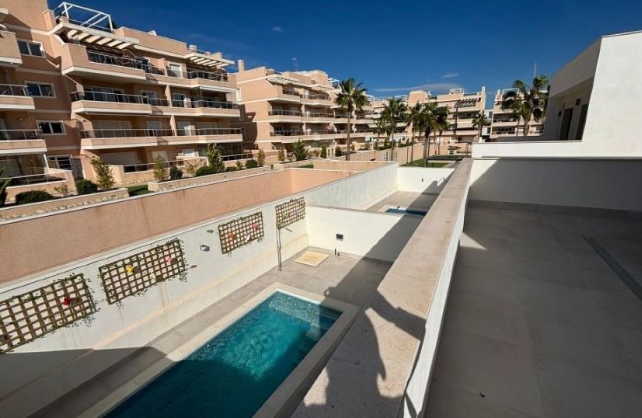 Herverkoop - Villa -
Orihuela Costa - Costa Blanca