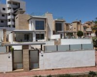 Herverkoop - Villa -
Orihuela Costa - Costa Blanca
