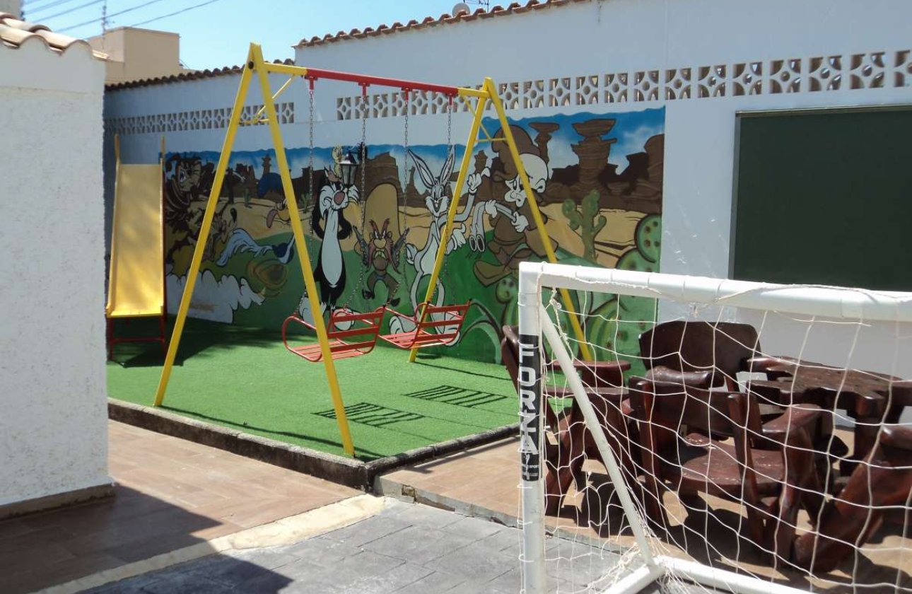 Herverkoop - Villa -
Orihuela Costa - Costa Blanca