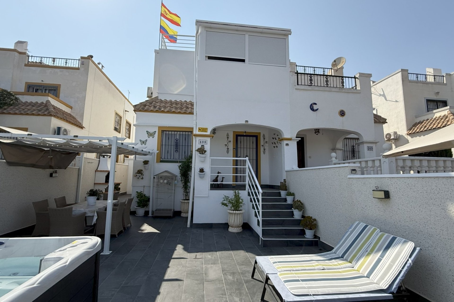 Herverkoop - Villa -
Orihuela Costa - Costa Blanca