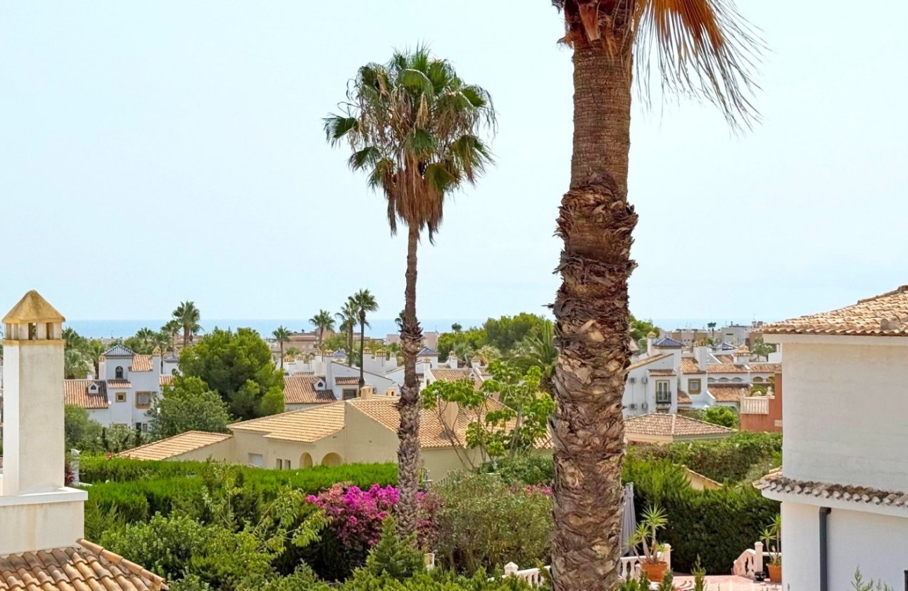Herverkoop - Villa -
Orihuela Costa - Costa Blanca