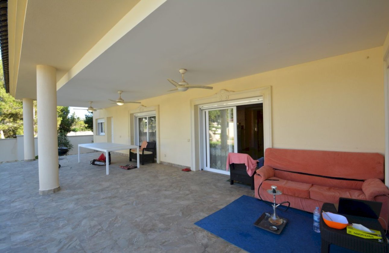 Herverkoop - Villa -
Orihuela Costa - Costa Blanca